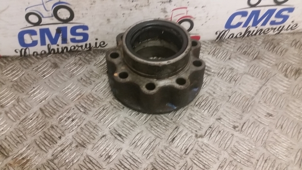 Ford 231, 233, 333, 335, 531, 3600 Rear Axle Retainer C7nn4124a - Aizmugurējā ass - Traktors: foto 2 Ford 231, 233, 333, 335, 531, 3600 Rear Axle Retainer C7nn4124a - Aizmugurējā ass - Traktors: foto 2