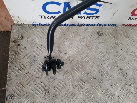 Ford 2610, 2810, 2910, 4610, 7610 Ap/lp Cab Mirror Arm Lhs, Rhs E6nn17k714ba - Atpakaļskata spogulis - Traktors: foto 4 Ford 2610, 2810, 2910, 4610, 7610 Ap/lp Cab Mirror Arm Lhs, Rhs E6nn17k714ba - Atpakaļskata spogulis - Traktors: foto 4
