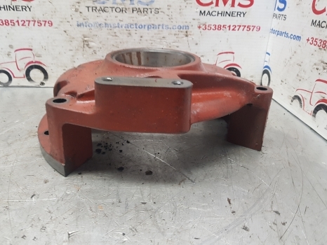 Ford 40, 10, 600, 700, 7610 Rear Axle Brake Housing Rhs C5nn2n099a, E4nn2n099aa - Aizmugurējā ass - Traktors: foto 2 Ford 40, 10, 600, 700, 7610 Rear Axle Brake Housing Rhs C5nn2n099a, E4nn2n099aa - Aizmugurējā ass - Traktors: foto 2
