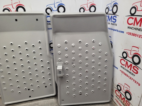 Ford 4000 Cab Foot Step Pair Without Cab 83952112, 83946748, E0nn13005ba - Pakāpiens: foto 2 Ford 4000 Cab Foot Step Pair Without Cab 83952112, 83946748, E0nn13005ba - Pakāpiens: foto 2