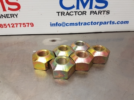 Ford 4610, 5610, 6610, 7610, 8210 Rear Wheel Nut 6x 81816136, 81833776 - Aizmugurējā ass - Traktors: foto 2 Ford 4610, 5610, 6610, 7610, 8210 Rear Wheel Nut 6x 81816136, 81833776 - Aizmugurējā ass - Traktors: foto 2