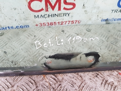 Ford 4610 Ap, Lp Cab Front Windscreen And Seal 83956746, 89403102, E3nn9403102bb - Vējstikls - Traktors: foto 4 Ford 4610 Ap, Lp Cab Front Windscreen And Seal 83956746, 89403102, E3nn9403102bb - Vējstikls - Traktors: foto 4