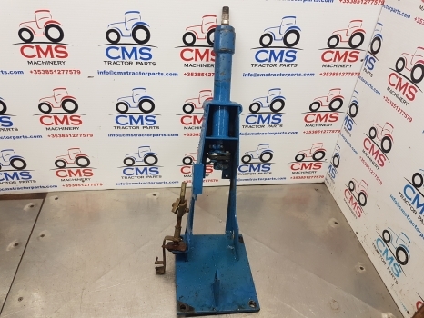 Stūres statnis - Traktors Ford 4630, 5030, 30 Series Models, Steering Column Assembly 82004260, 82854846: foto 1