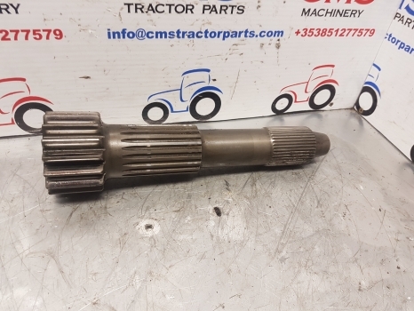 Ford 5000, 6600, 7600, 532, 6700, 7700 Rear Axle Sun Shaft Gear C5nn4049a - Aizmugurējā ass - Traktors: foto 1 Ford 5000, 6600, 7600, 532, 6700, 7700 Rear Axle Sun Shaft Gear C5nn4049a - Aizmugurējā ass - Traktors: foto 1