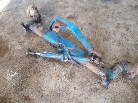 Ford 5610, 6410, 6610, 7610 Front Axle Complete 2wd - Priekšējā ass - Traktors: foto 2 Ford 5610, 6410, 6610, 7610 Front Axle Complete 2wd - Priekšējā ass - Traktors: foto 2