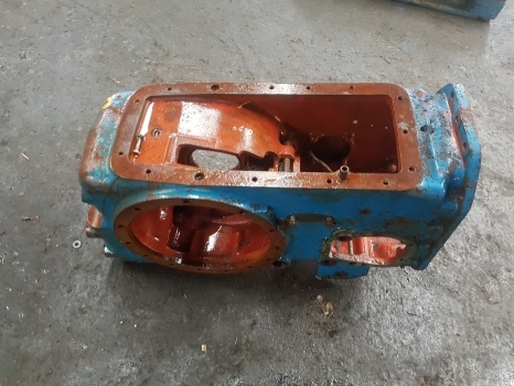 Ford 6610, 10 Series, 6710, 5610 Rear Axle Housing E1nn4024cb, E5nn4032ha - Aizmugurējā ass - Traktors: foto 2 Ford 6610, 10 Series, 6710, 5610 Rear Axle Housing E1nn4024cb, E5nn4032ha - Aizmugurējā ass - Traktors: foto 2