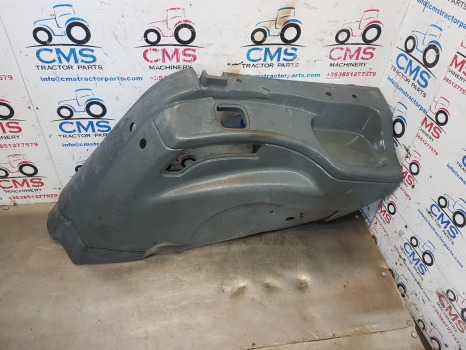 Ford 6635, 7635, 5635, 4835, 4635, Cab Interior Panel 82007427 - Kabīne un interjers: foto 1 Ford 6635, 7635, 5635, 4835, 4635, Cab Interior Panel 82007427 - Kabīne un interjers: foto 1