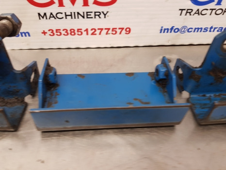 Ford 7610 5610, 6610, 6810, 7710 Sq Cab Tank Bracket Shield E4nn9r276ab11b - Degvielas tvertne: foto 4 Ford 7610 5610, 6610, 6810, 7710 Sq Cab Tank Bracket Shield E4nn9r276ab11b - Degvielas tvertne: foto 4