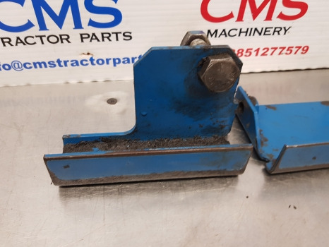 Ford 7610 5610, 6610, 6810, 7710 Sq Cab Tank Bracket Shield E4nn9r276ab11b - Degvielas tvertne: foto 3 Ford 7610 5610, 6610, 6810, 7710 Sq Cab Tank Bracket Shield E4nn9r276ab11b - Degvielas tvertne: foto 3