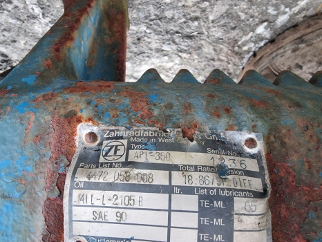 Ford 7610, John Deere 3050, Apl350, Apl345, Front Axle Housing Lhs Rhs - Priekšējā ass: foto 5 Ford 7610, John Deere 3050, Apl350, Apl345, Front Axle Housing Lhs Rhs - Priekšējā ass: foto 5