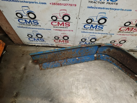 Ford 7840, 6640, 40 Series, Cab Mudguard Pair 82003106, 82003105 - Spārns: foto 5 Ford 7840, 6640, 40 Series, Cab Mudguard Pair 82003106, 82003105 - Spārns: foto 5