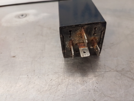 Ford 7840, 6640, 7740, 8240 Time Relay F0nn14n135ba, 84589329, 81867839 - Relejs - Traktors: foto 3 Ford 7840, 6640, 7740, 8240 Time Relay F0nn14n135ba, 84589329, 81867839 - Relejs - Traktors: foto 3