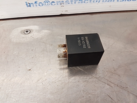 Ford 7840, 6640, 7740, 8240 Time Relay F0nn14n135ba, 84589329, 81867839 - Relejs - Traktors: foto 2 Ford 7840, 6640, 7740, 8240 Time Relay F0nn14n135ba, 84589329, 81867839 - Relejs - Traktors: foto 2