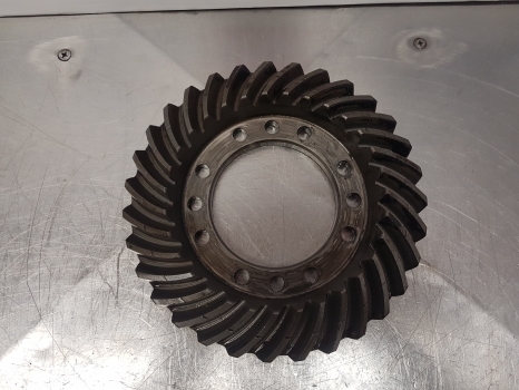 Ford 7840, 8240, 8340 Bevel Crown Gear Only 31t Car65705, 81863255 - Priekšējā ass - Traktors: foto 3 Ford 7840, 8240, 8340 Bevel Crown Gear Only 31t Car65705, 81863255 - Priekšējā ass - Traktors: foto 3