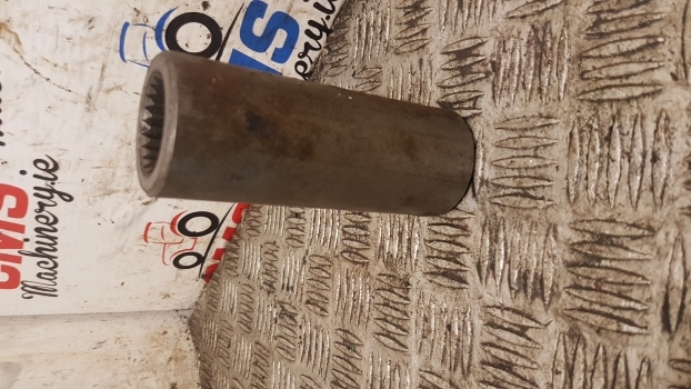 Ford 8240, 10, Ts, 100, 1000 Transmission Shaft Pto Coupling D1nn4684b, 81825115 - Transmisija - Traktors: foto 5 Ford 8240, 10, Ts, 100, 1000 Transmission Shaft Pto Coupling D1nn4684b, 81825115 - Transmisija - Traktors: foto 5