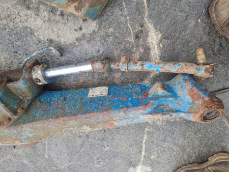 Ford 8240, 8340 Carraro 709/hd Front Axle Beam Housing With Differential 19015 - Asis un rezerves daļas: foto 2 Ford 8240, 8340 Carraro 709/hd Front Axle Beam Housing With Differential 19015 - Asis un rezerves daļas: foto 2