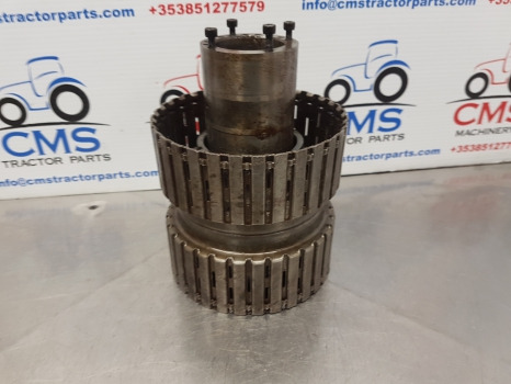 Ford New Holland 40 And Ts Series Rear Clutch Housing, 82036853, 82016096 - Sajūgs un rezerves daļas - Lauksaimniecības tehnika: foto 3 Ford New Holland 40 And Ts Series Rear Clutch Housing, 82036853, 82016096 - Sajūgs un rezerves daļas - Lauksaimniecības tehnika: foto 3