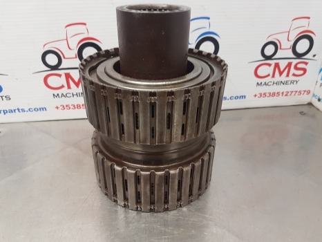 Ford New Holland 40 And Ts Series Rear Clutch Housing (kit With Shaft) 82036853 - Sajūgs un rezerves daļas - Lauksaimniecības tehnika: foto 2 Ford New Holland 40 And Ts Series Rear Clutch Housing (kit With Shaft) 82036853 - Sajūgs un rezerves daļas - Lauksaimniecības tehnika: foto 2