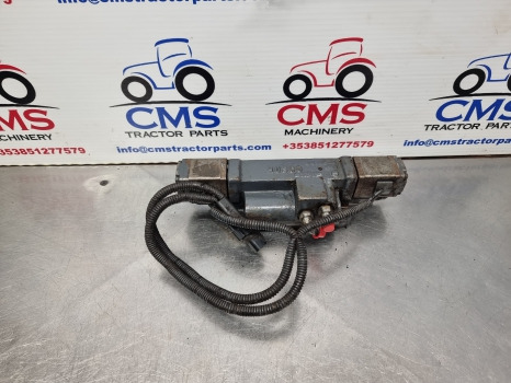 Ford New Holland Ts, 40, 60 Hydraulic Lift Valve 54155-a, F0nnr921ab, 82011395 - Hidraulika: foto 1 Ford New Holland Ts, 40, 60 Hydraulic Lift Valve 54155-a, F0nnr921ab, 82011395 - Hidraulika: foto 1