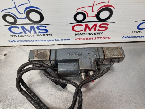 Ford New Holland Ts, 40, 60 Hydraulic Lift Valve 54155-a, F0nnr921ab, 82011395 - Hidraulika: foto 4 Ford New Holland Ts, 40, 60 Hydraulic Lift Valve 54155-a, F0nnr921ab, 82011395 - Hidraulika: foto 4