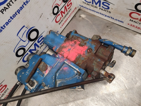 Ford New Holland Ts, 60, 10, 30, Tw, 40 Hydraulic Spool Valve Assy E9nnb950bb - Hidraulika: foto 4 Ford New Holland Ts, 60, 10, 30, Tw, 40 Hydraulic Spool Valve Assy E9nnb950bb - Hidraulika: foto 4