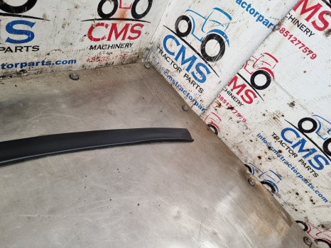 Ford Sq Cab, 10, Tw, 30 Cab Mudguard Seal E4nn16r322ab, E4nn16r322ac - Spārns: foto 5 Ford Sq Cab, 10, Tw, 30 Cab Mudguard Seal E4nn16r322ab, E4nn16r322ac - Spārns: foto 5
