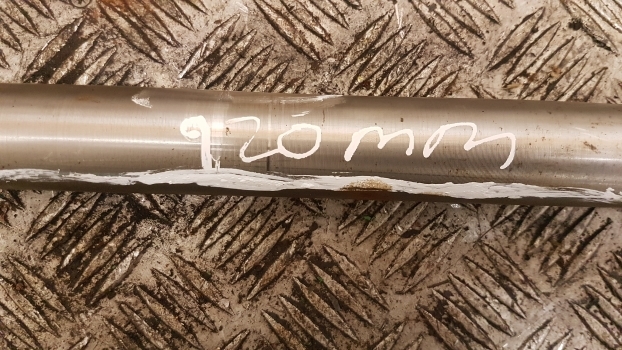 Jcb 3cx Front Axle Drive Shaft Long 1223 Mm 914/23200, 914/38400 - Pusass - Ekskavators-iekrāvējs: foto 3 Jcb 3cx Front Axle Drive Shaft Long 1223 Mm 914/23200, 914/38400 - Pusass - Ekskavators-iekrāvējs: foto 3