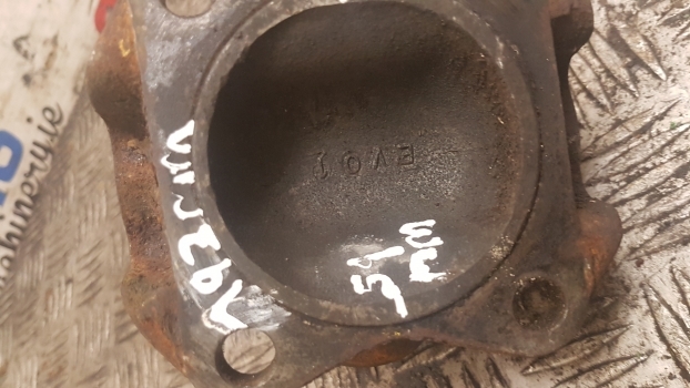 Jcb 3cx Front Drive Axle Propeller Shaft - Kardānvārpsta - Ekskavators-iekrāvējs: foto 3 Jcb 3cx Front Drive Axle Propeller Shaft - Kardānvārpsta - Ekskavators-iekrāvējs: foto 3
