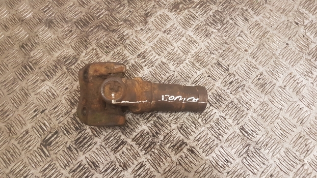 Jcb 3cx Front Drive Axle Propeller Shaft - Kardānvārpsta - Ekskavators-iekrāvējs: foto 1 Jcb 3cx Front Drive Axle Propeller Shaft - Kardānvārpsta - Ekskavators-iekrāvējs: foto 1