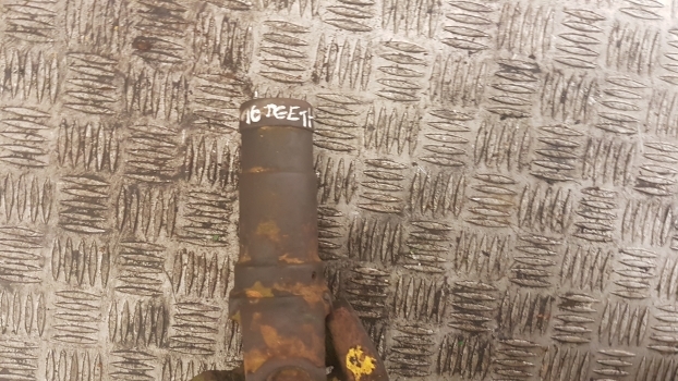Jcb 3cx Front Drive Axle Propeller Shaft - Kardānvārpsta - Ekskavators-iekrāvējs: foto 4 Jcb 3cx Front Drive Axle Propeller Shaft - Kardānvārpsta - Ekskavators-iekrāvējs: foto 4