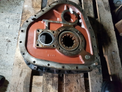Jcb Fastrac 185ti, 145t, 125, 135t Transmission Housing 45485002, 454/85002 - Pārnesumkārba un rezerves daļas - Traktors: foto 4 Jcb Fastrac 185ti, 145t, 125, 135t Transmission Housing 45485002, 454/85002 - Pārnesumkārba un rezerves daļas - Traktors: foto 4