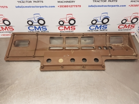 John Deere 2040, 3050, 2650, 2140 Air Vents Panel Re33620, Ar95969, R74205 - Kabīne un interjers - Traktors: foto 4 John Deere 2040, 3050, 2650, 2140 Air Vents Panel Re33620, Ar95969, R74205 - Kabīne un interjers - Traktors: foto 4