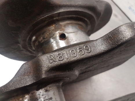 John Deere 2140, 2040, 2450, 2650 Engine Crankshaft R81959, Re20585, Re65224 - Kloķvārpsta - Traktors: foto 4 John Deere 2140, 2040, 2450, 2650 Engine Crankshaft R81959, Re20585, Re65224 - Kloķvārpsta - Traktors: foto 4