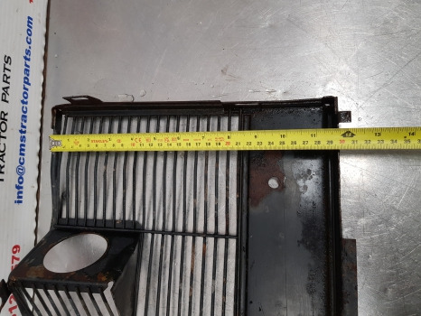 John Deere 3150, 3050, 3350, 2955, 3255, Engine Side Grille Rh L63527 - Radiatora reste: foto 5 John Deere 3150, 3050, 3350, 2955, 3255, Engine Side Grille Rh L63527 - Radiatora reste: foto 5