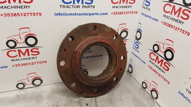 John Deere 6000 Series 6300, 6400, 6320, 6420 Front Axle Hub Bolt Plate L100238 - Rumba - Traktors: foto 1 John Deere 6000 Series 6300, 6400, 6320, 6420 Front Axle Hub Bolt Plate L100238 - Rumba - Traktors: foto 1