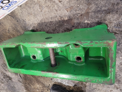 John Deere 6145r, 6320, 6r185, 6r175, 7530 Front Weight Carrier 60 Kg Al176563 - Pretsvars: foto 3 John Deere 6145r, 6320, 6r185, 6r175, 7530 Front Weight Carrier 60 Kg Al176563 - Pretsvars: foto 3