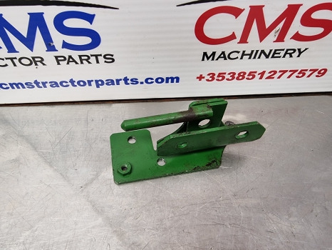 John Deere 6145r, 6m, 6r Series, Side Panel Hinge Lhsal220798, Al205181 - Virsbūve un ārpuse: foto 3 John Deere 6145r, 6m, 6r Series, Side Panel Hinge Lhsal220798, Al205181 - Virsbūve un ārpuse: foto 3