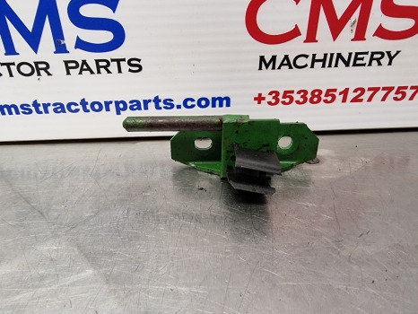 John Deere 6145r, 6m, 6r Series, Side Panel Hinge Rhs Al212821 - Virsbūve un ārpuse: foto 2 John Deere 6145r, 6m, 6r Series, Side Panel Hinge Rhs Al212821 - Virsbūve un ārpuse: foto 2