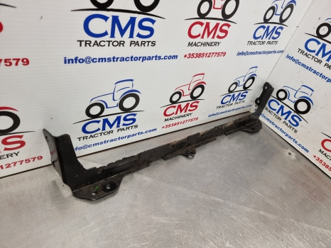 John Deere 6145r, 6r Series, Bbottom Front Hood Support L206141 - Virsbūve un ārpuse: foto 2 John Deere 6145r, 6r Series, Bbottom Front Hood Support L206141 - Virsbūve un ārpuse: foto 2