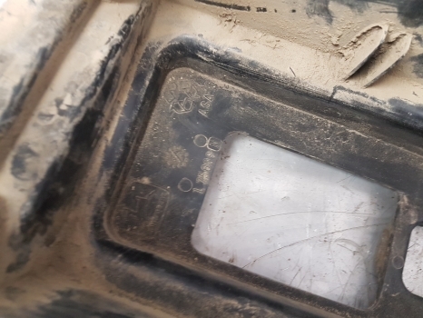 John Deere 6200, 6400 Cab Air Filter Box Lhs Al153005, Al158543, L75608 - Salona filtrs - Traktors: foto 5 John Deere 6200, 6400 Cab Air Filter Box Lhs Al153005, Al158543, L75608 - Salona filtrs - Traktors: foto 5