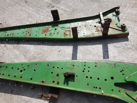John Deere 6610, 6510, 6605 Premuim Main Frame, Mounting Pair L113352, L113353 - Logs un rezerves daļas - Traktors: foto 3 John Deere 6610, 6510, 6605 Premuim Main Frame, Mounting Pair L113352, L113353 - Logs un rezerves daļas - Traktors: foto 3