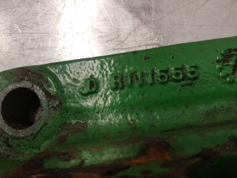 John Deere 6820, 6140j, 6800, 6900, 6910 Top Link Bracket R111555 - Rāmis/ Šasija - Lauksaimniecības tehnika: foto 3 John Deere 6820, 6140j, 6800, 6900, 6910 Top Link Bracket R111555 - Rāmis/ Šasija - Lauksaimniecības tehnika: foto 3