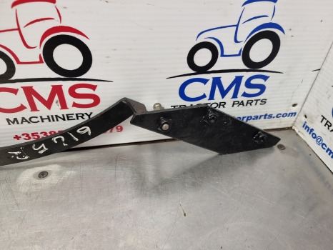 John Deere 6r, 6m Series, 6130m, 6130r Cab Bonnet Hinge Lh Al212729 - Virsbūve un ārpuse: foto 2 John Deere 6r, 6m Series, 6130m, 6130r Cab Bonnet Hinge Lh Al212729 - Virsbūve un ārpuse: foto 2