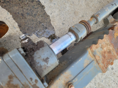 Kramer Kt407 Claas Scorpion 7035 Front Axle Steering Cylinder 26.25, 434273, 432968 - Stūres iekārta: foto 4 Kramer Kt407 Claas Scorpion 7035 Front Axle Steering Cylinder 26.25, 434273, 432968 - Stūres iekārta: foto 4
