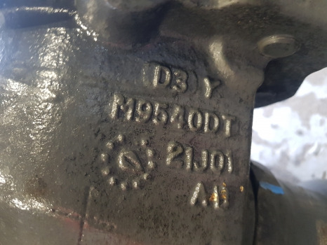 Kubota M5092 Front Axle Complete M9540dt, 21j01 - Asis un rezerves daļas: foto 3 Kubota M5092 Front Axle Complete M9540dt, 21j01 - Asis un rezerves daļas: foto 3