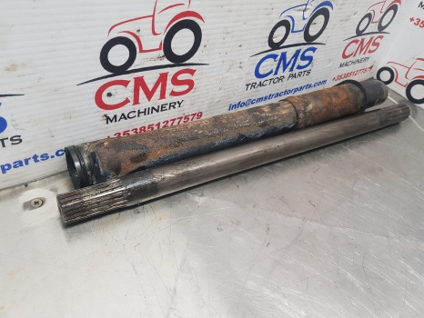 Kubota M5092 Front Axle Propeller Drive Shaft And Housing M5092 - Priekšējā ass: foto 2 Kubota M5092 Front Axle Propeller Drive Shaft And Housing M5092 - Priekšējā ass: foto 2