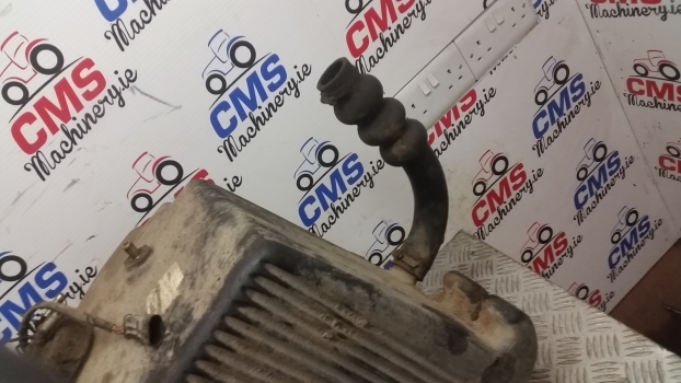 Landini Mythos Series 115 Additional Fuel Tank Assembly 3652138m92, 3652133j9c - Degvielas tvertne - Traktors: foto 4 Landini Mythos Series 115 Additional Fuel Tank Assembly 3652138m92, 3652133j9c - Degvielas tvertne - Traktors: foto 4