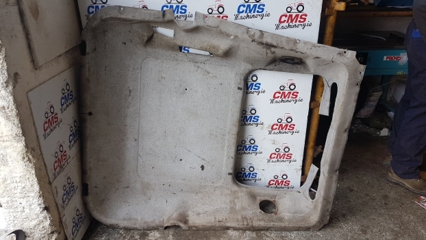 Landini Mythos Series 115 Cab Interior Roof Panel Headliner 3661047m92 - Kabīne un interjers - Traktors: foto 4 Landini Mythos Series 115 Cab Interior Roof Panel Headliner 3661047m92 - Kabīne un interjers - Traktors: foto 4