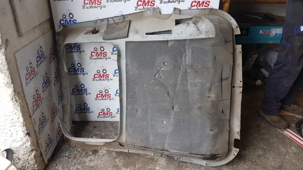 Landini Mythos Series 115 Cab Interior Roof Panel Headliner 3661047m92 - Kabīne un interjers - Traktors: foto 1 Landini Mythos Series 115 Cab Interior Roof Panel Headliner 3661047m92 - Kabīne un interjers - Traktors: foto 1