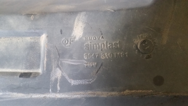 Landini Mythos Series 115 Fuel Tank 3647933m94, 3647310m91, 3652135m91 - Degvielas tvertne - Traktors: foto 2 Landini Mythos Series 115 Fuel Tank 3647933m94, 3647310m91, 3652135m91 - Degvielas tvertne - Traktors: foto 2
